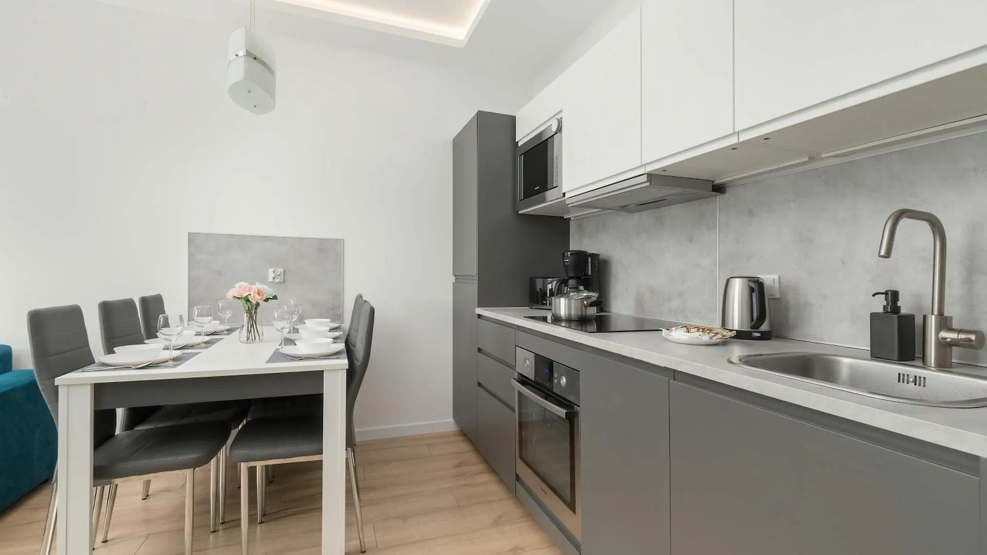 Sucha 33 Modern Apartment With Parking By Noclegi Renters Гданьск Польша